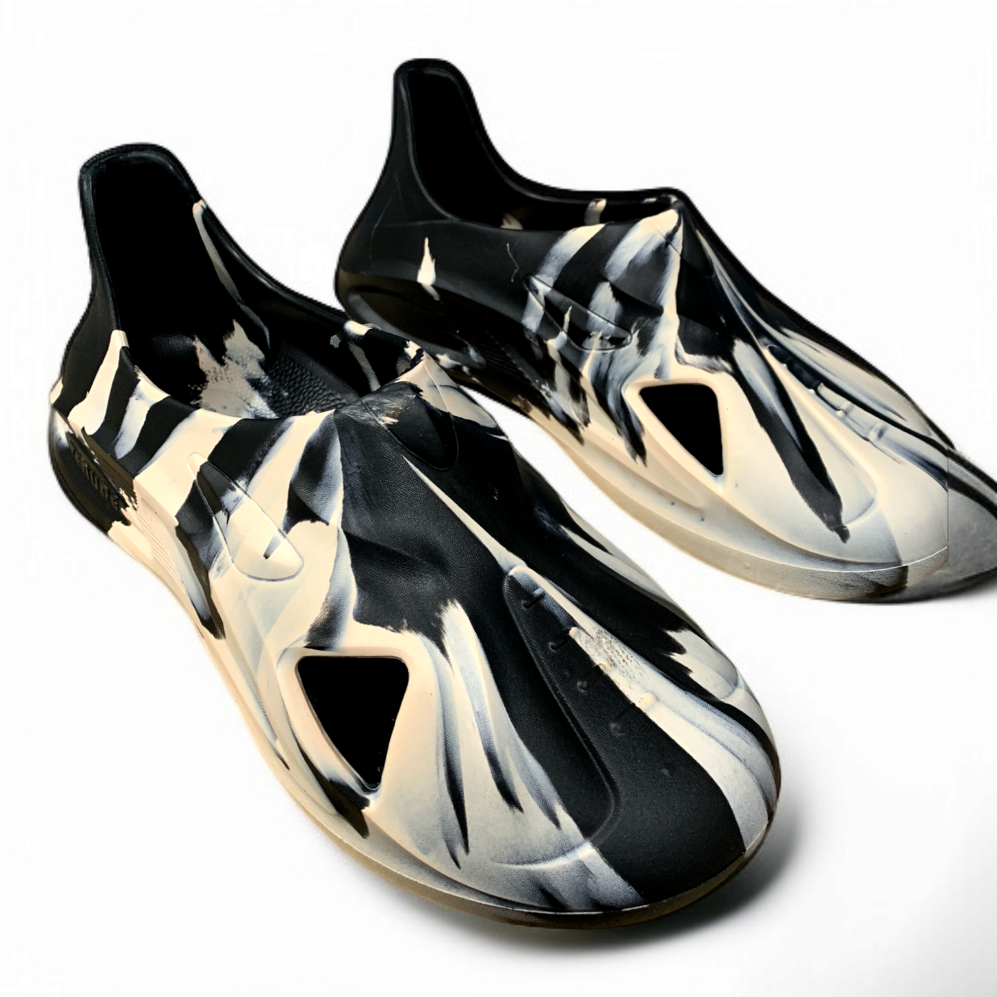 Zebra Clogs 003