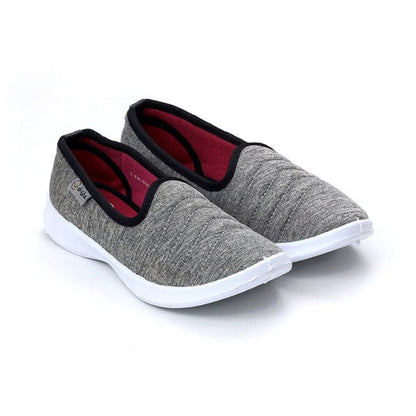 Fashion Women Walking Shoes Ultra Soft Canvas Shoes Imported Sneakers Socks for Ladies and Girls