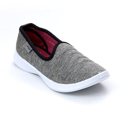 Fashion Women Walking Shoes Ultra Soft Canvas Shoes Imported Sneakers Socks for Ladies and Girls