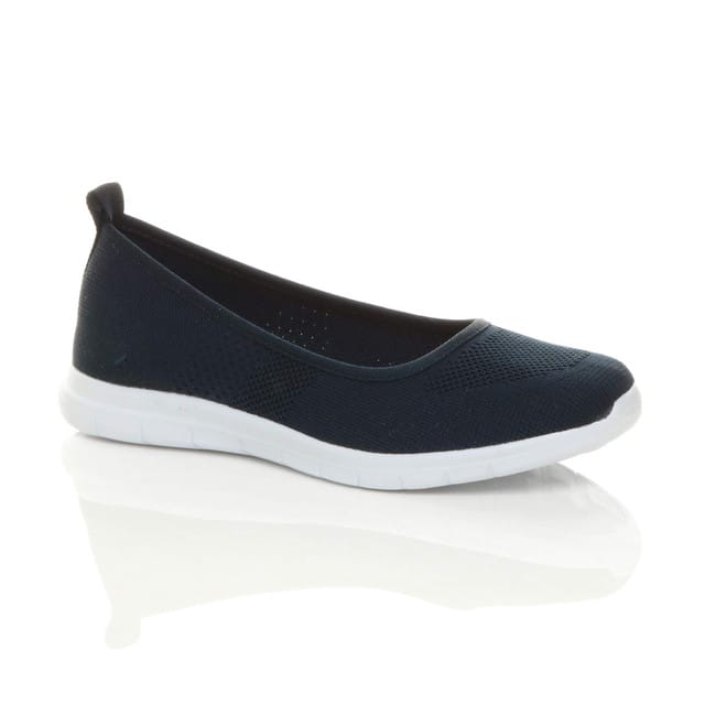 Fashion Women Walking Shoes Ultra Soft Canvas Shoes Imported Sneakers Socks for Ladies and Girls