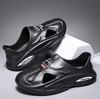 Men's Soft Sole Comfortable Clogs Outdoor Beach Wear