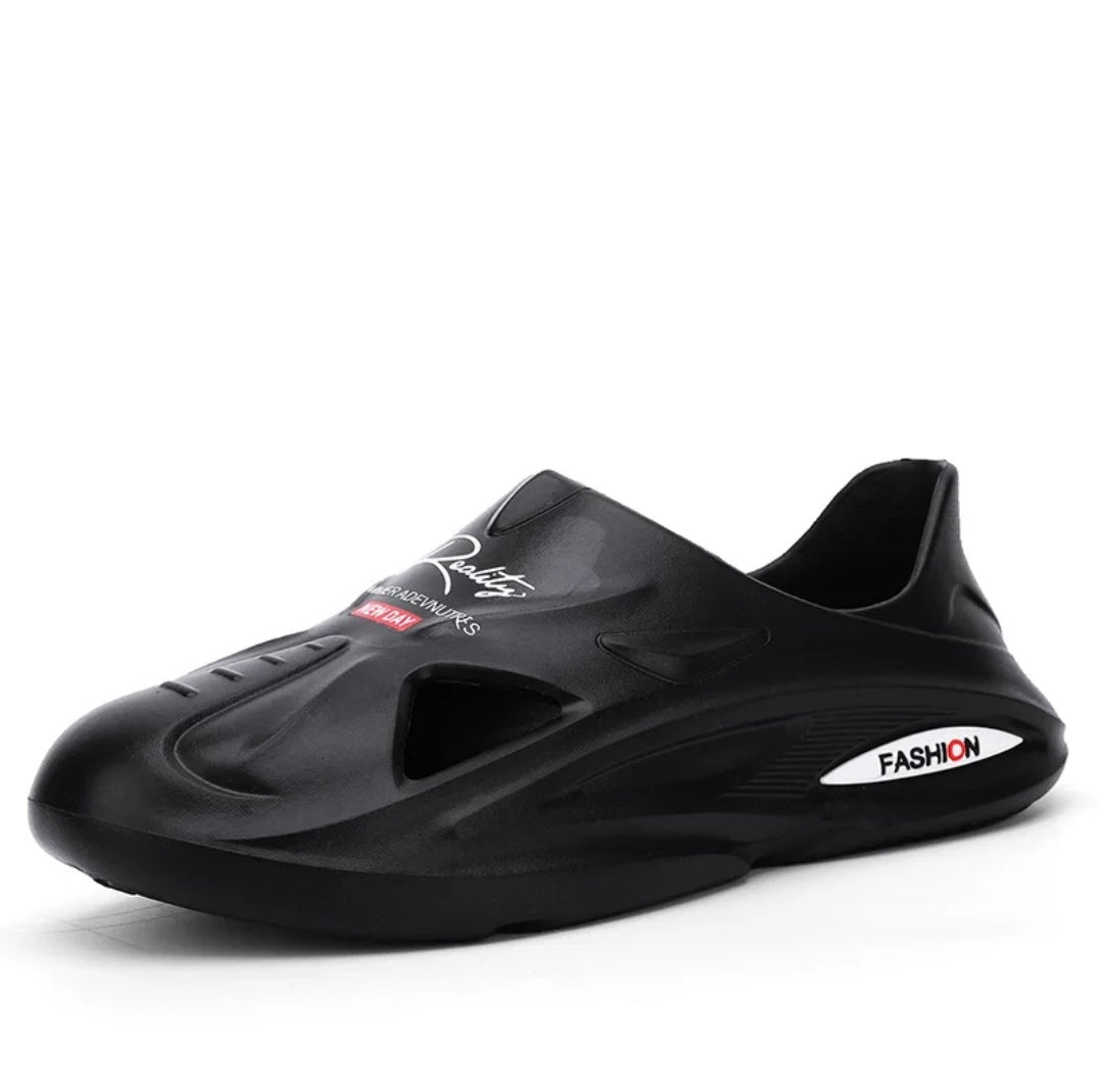 Men's Soft Sole Comfortable Clogs Outdoor Beach Wear