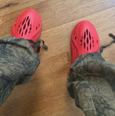 Kids Yeezy Clogs