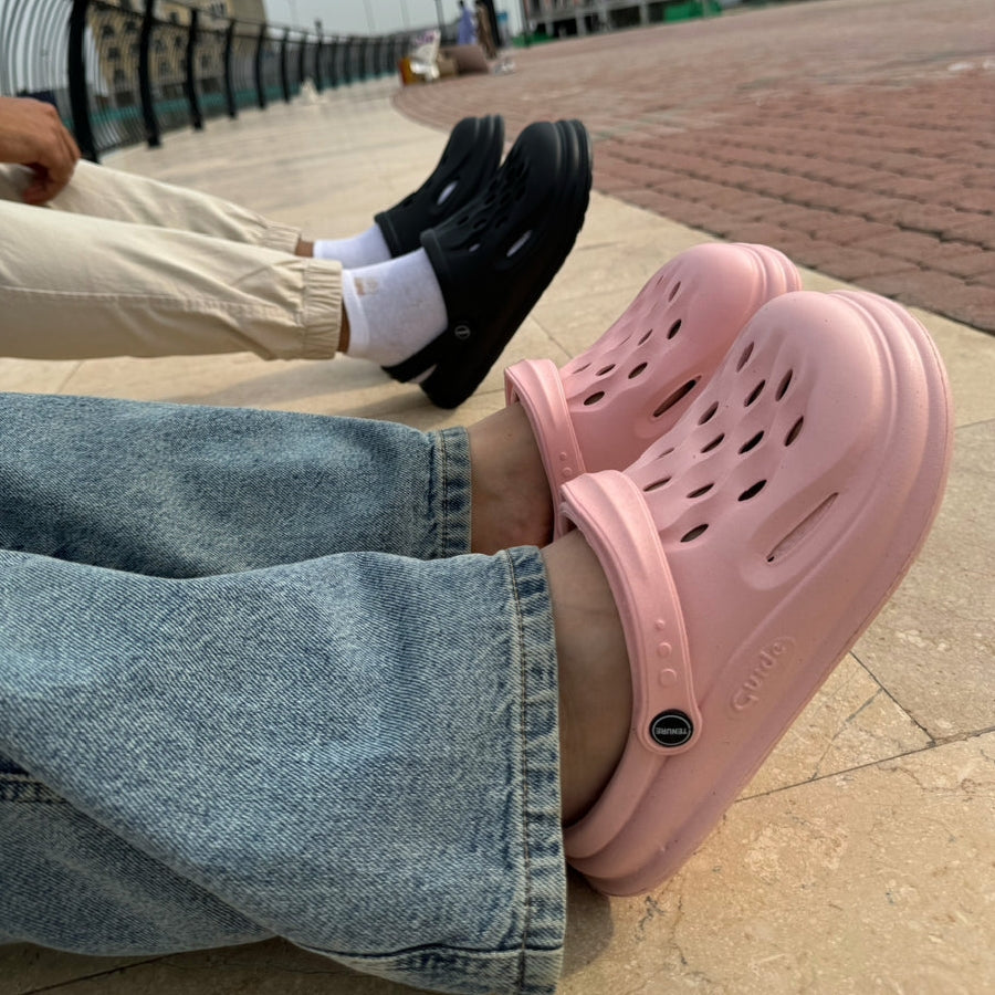 CloudWave Ergonomic Women Foam Clogs