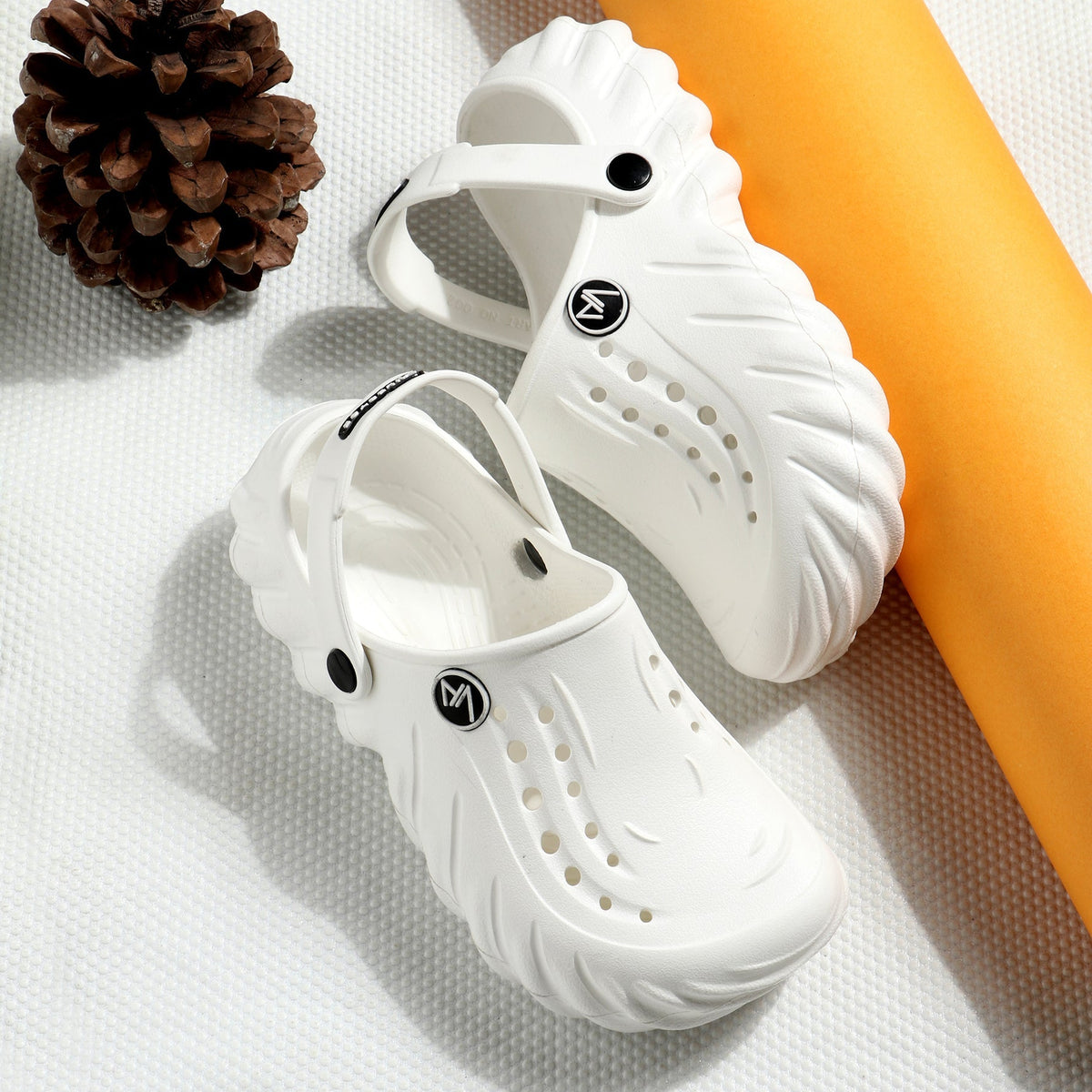 Deluxe Foam Clogs & Crocs for Mens