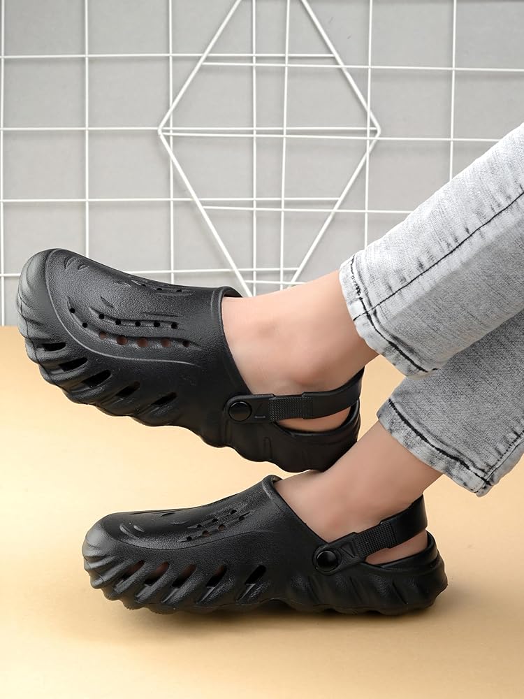Deluxe Foam Clogs & Crocs for Mens